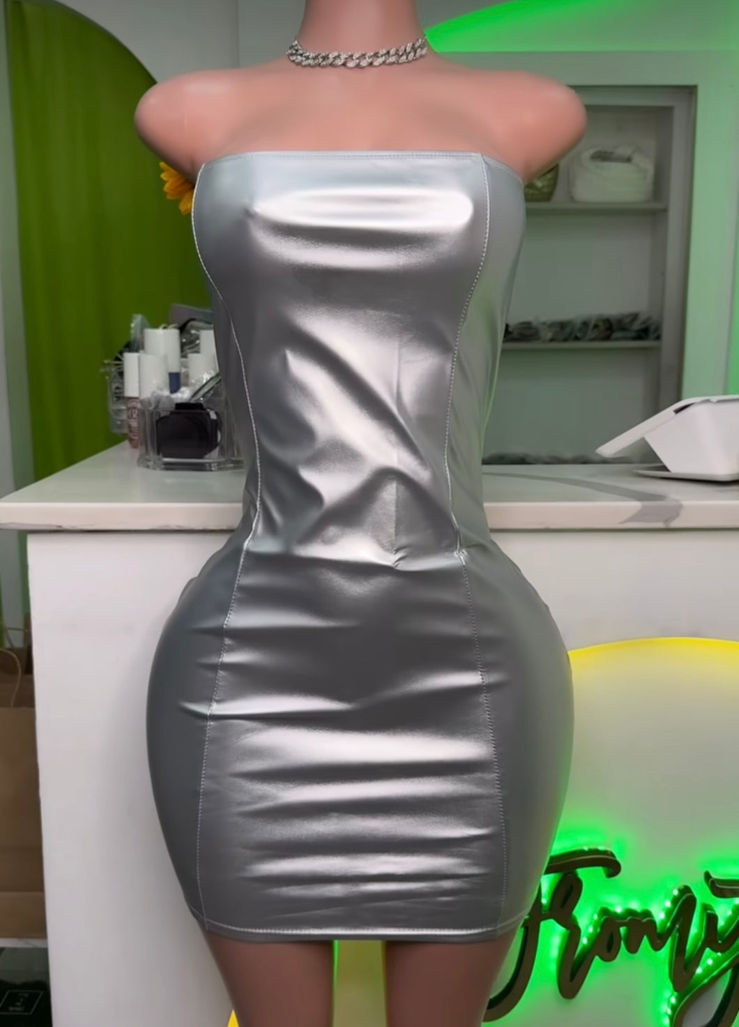 On the go - dress silver