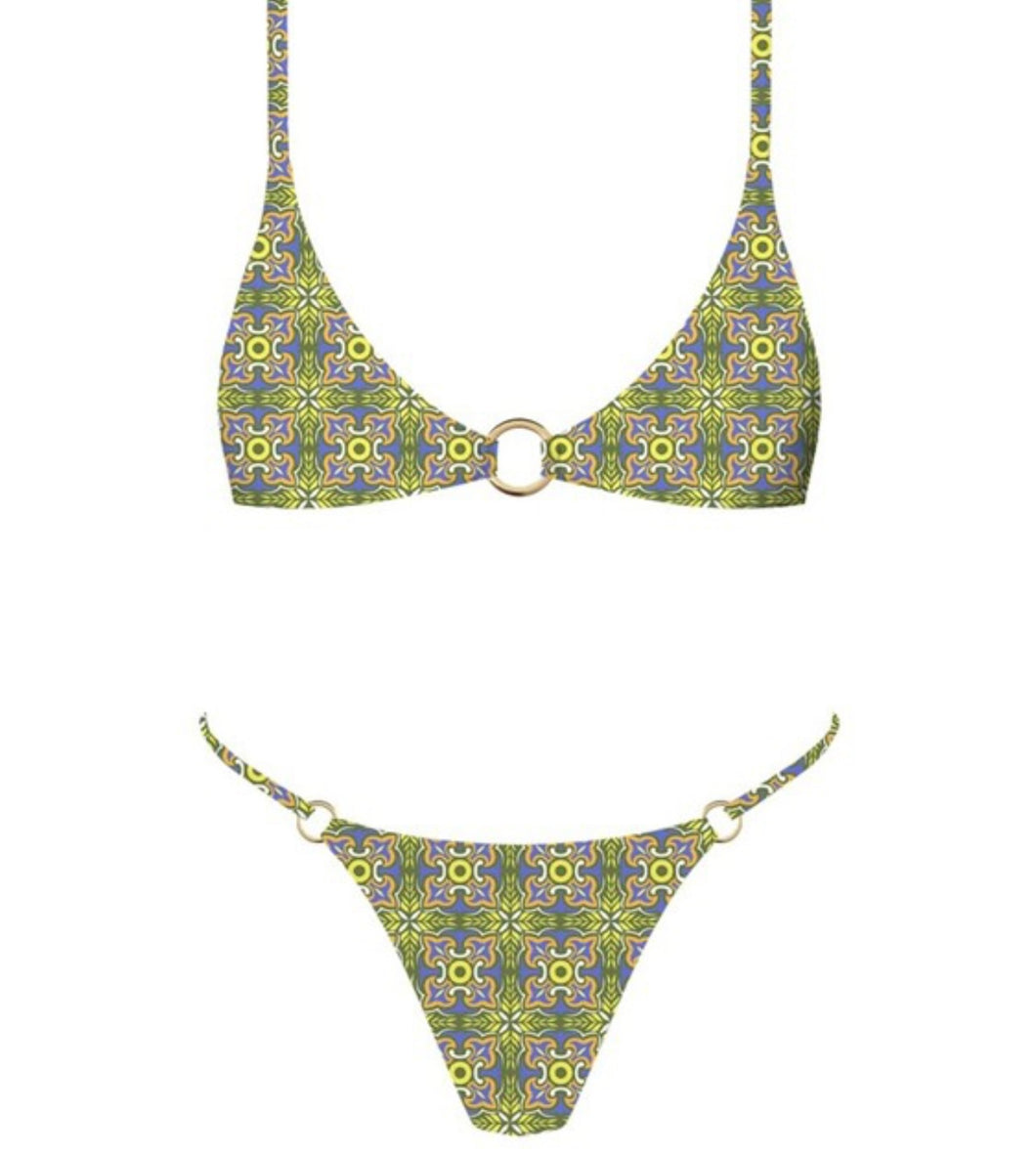 Syosr model - bikini