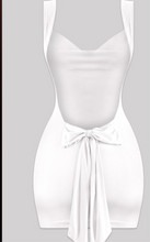 Load image into Gallery viewer, Un minute - dress
